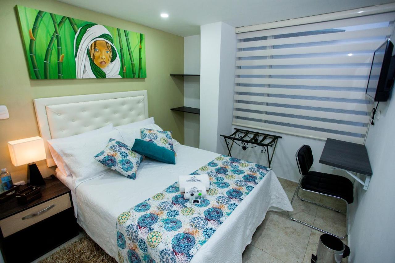 Hotel San Blass Boutique Пасто Екстериор снимка