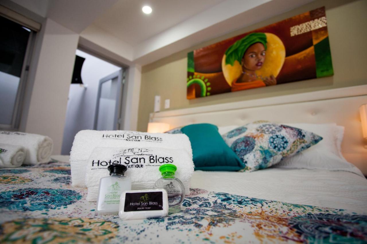 Hotel San Blass Boutique Пасто Екстериор снимка
